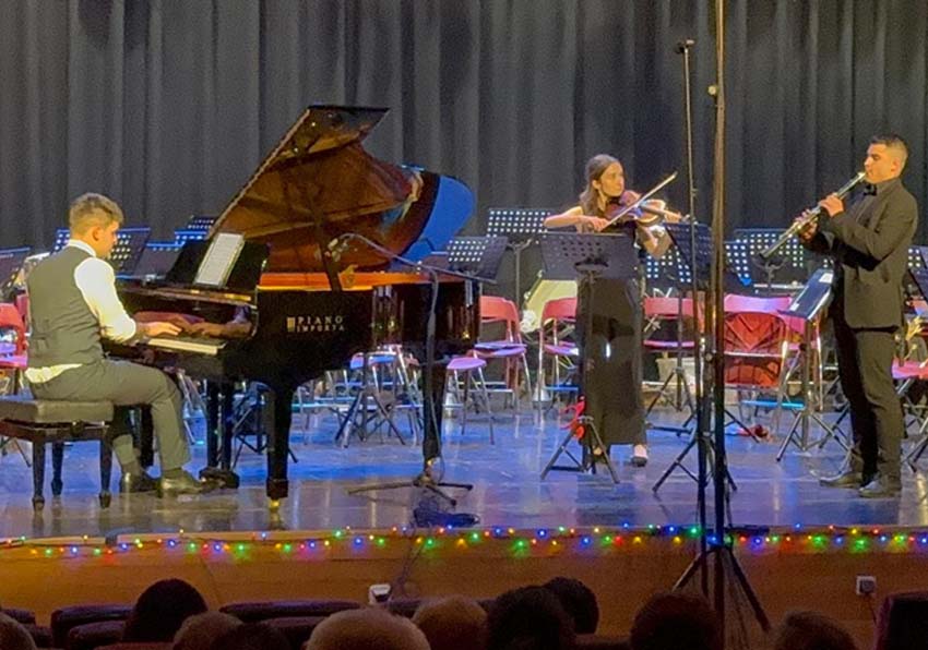 event image:Photo of the performers